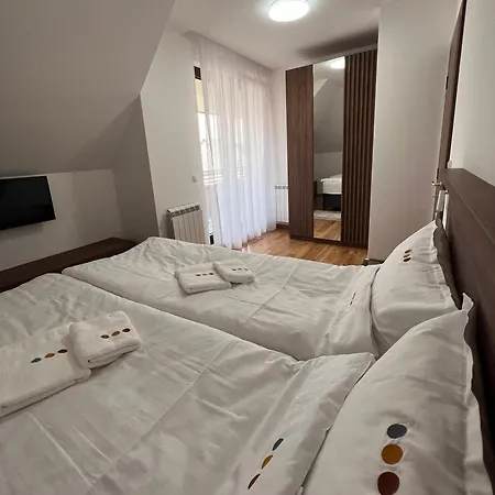 Tricolore Apartament *