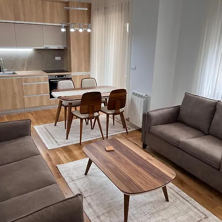 Apartment Tricolore
