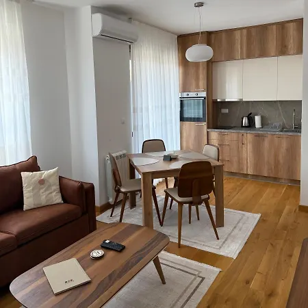 アパート Tricolore *