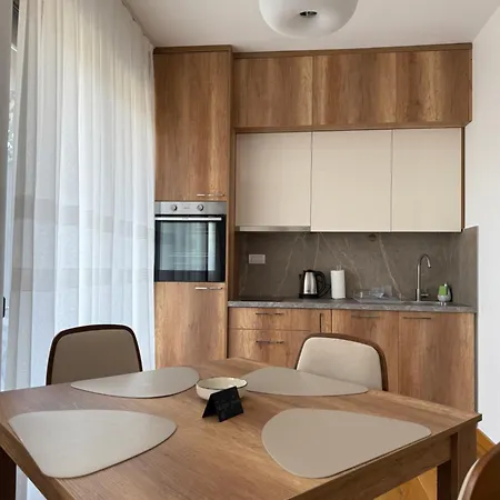 Tricolore アパート *